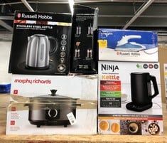 Lot 514  
            Edinburgh SR24 - Delivery Only 

                
QUANTITY OF KITCHEN & APPLIANCES ITEMS TO INCLUDE RUSSELL HOBBS DUAL VOLTAGE STEA...