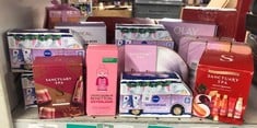 Lot 51  
            Edinburgh SR24 - Delivery Only 

                
QUANTITY OF HEALTH & BEAUTY ITEMS TO INCLUDE NIVEA WINTERVAN GIFT SET (4 PRODUCTS...