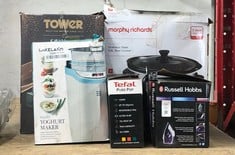 Lot 531  
            Edinburgh SR24 - Delivery Only 

                
QUANTITY OF KITCHEN & APPLIANCES ITEMS TO INCLUDE TEFAL PURE POP SLIM HANDHELD CL...