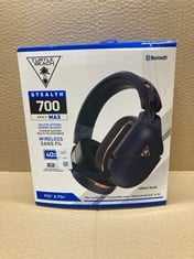 Lot 561  
            Edinburgh SR24 - Delivery Only 

                
TURTLE BEACH STEALTH 700 GEN 2 MAX COBALT BLUE MULTIPLATFORM WIRELESS BLUETOOTH G...
