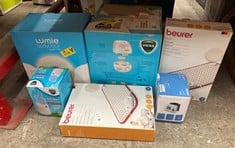 Lot 607  
            Edinburgh SR24 - Delivery Only 

                
QUANTITY OF HEALTH & BEAUTY ITEMS TO INCLUDE VICKS PERSONAL STEAM INHALER WITH TW...