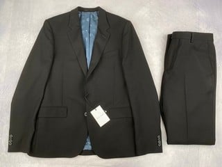 Lot 14  
            Nottingham Luxury Room - Delivery Only 

                
Paul Smith Suit To Travel In, With Tags & Spare Buttons - Size 40R RRP £890