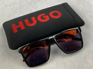Lot 166  
            Nottingham Luxury Room - Delivery Only 

                
Hugo Boss HG 1069/S Sunglasses, With Case (VAT ONLY PAYABLE ON BUYERS PREMIUM) MP...