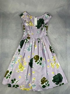 Lot 42  
            Nottingham Luxury Room - Delivery Only 

                
Erdem Boatneck Full Midi Dress, With Tags - Size 10 RRP £1,295