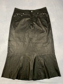 Lot 50  
            Nottingham Luxury Room - Delivery Only 

                
Rick Owens Godet Skirt, With Tags - Size 14 RRP £1,500