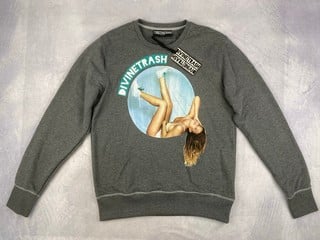 Lot 84  
            Nottingham Luxury Room - Delivery Only 

                
Divine Trash Sweatshirt, With Tags - Size XXL 2XL (VAT ONLY PAYABLE ON BUYERS PRE...