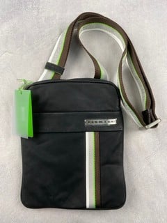 Lot 88  
            Nottingham Luxury Room - Delivery Only 

                
Hugo Boss Cross Body Bag, With Tags, Approx. 20x24x2cm (VAT ONLY PAYABLE ON BUYER...