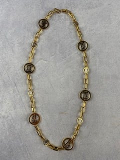Lot 8  
            Nottingham Luxury Room - Delivery Only 

                
Burberry Gold Plated Copper Necklace (Missing Clasp) - 75cm £520