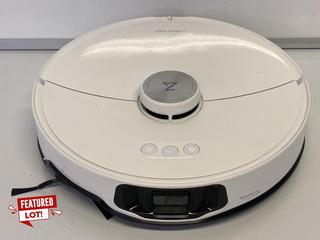 Lot 11  
            Birmingham Tech - Parcel Delivery Only 

                
ROBOROCK VIBRARISE 3.0 ROBOT VACUUM (ORIGINAL RRP - £700). (BOXED WITH CHARGING S...
