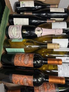 Lot 111  
            Chesterfield SR40 - Collection or Optional Home Delivery 

                
12 X ASSORTED BOTTLES TO INCLUDE THE HOWLING'S, BISSINGER & CO AND VACQUEYRAS (LO...