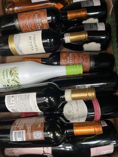 Lot 116  
            Chesterfield SR40 - Collection or Optional Home Delivery 

                
12 X ASSORTED BOTTLES TO INCLUDE MEDICI RICCARDI, BISSINGER & CO AND DON SILVESTR...