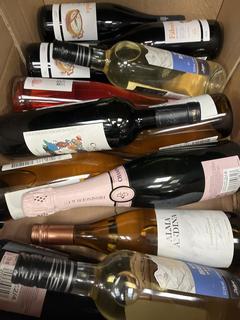 Lot 147  
            Chesterfield SR40 - Collection or Optional Home Delivery 

                
12 X ASSORTED BOTTLES TO INCLUDE FABULA DE PANIZA, BISSINGER & CO AND STEPHEN DAM...