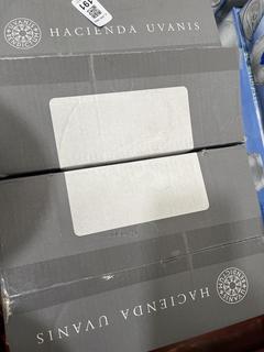 Lot 191  
            Chesterfield SR40 - Collection or Optional Home Delivery 

                
12 X BOTTLES OF HACIENDA UVANIS GARNACHA (LOCATION: SR40)(WE OPERATE A CHALLENGE ...