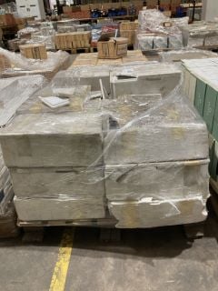 Lot 43  
            Birmingham - Collection Only 

                
QUANTITY OF ASSORTED WALL TILES TO INCLUDE TRAVER OSCURO TACO LISO (APPROX 20 BOXES)