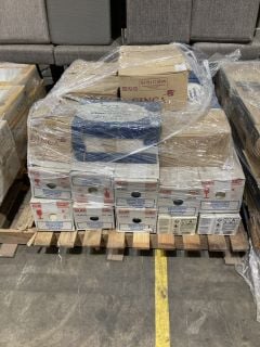 Lot 5  
            Birmingham - Collection Only 

                
QUANTITY OF ASSORTED TILES TO INCLUDE EUROCERAMIC WALL TILES (APPROX 37 BOXES)