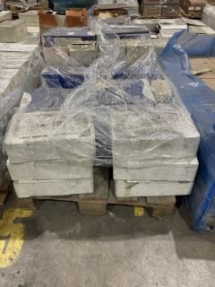 Lot 70  
            Birmingham - Collection Only 

                
QUANTITY OF ASSORTED WALL TILES TO INCLUDE CERAMICA COLLI DI SASSUOLO DUKE ARGENT...