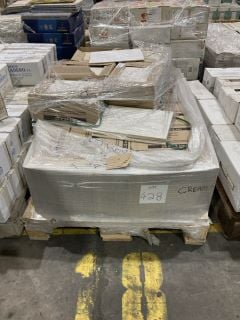 Lot 89  
            Birmingham - Collection Only 

                
QUANTITY OF UNBRANDED WATKB099 UNIVERSAL GLOSSY WHITE TILES (APPROX 20 BOXES)
