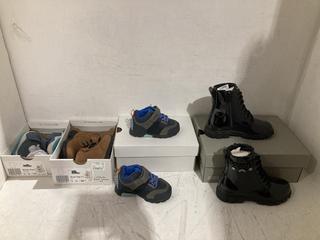 Lot 1084  
            Birmingham SR108 - Parcel Delivery Only 

                
4 X JOHN LEWIS & PARTNERS ITEMS TO INCLUDE CLARKS EVYN CHARM K BLACK BOOT KIDS SI...