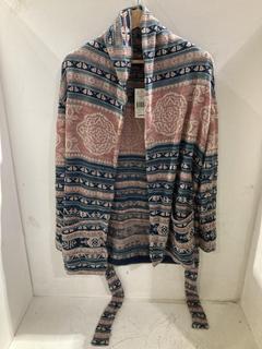 Lot 1120  
            Birmingham SR108 - Parcel Delivery Only 

                
3 X JOHN LEWIS & PARTNERS LADIES CLOTHING TO INCLUDE RALPH LAUREN JUDY BERRY TOP ...