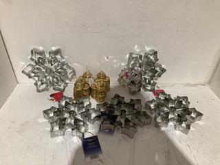 Lot 1138  
            Birmingham SR108 - Parcel Delivery Only 

                
BOX OF JOHN LEWIS & PARTNERS ITEMS TO INCLUDE TALA SNOWFLAKE CUTTER (440011)