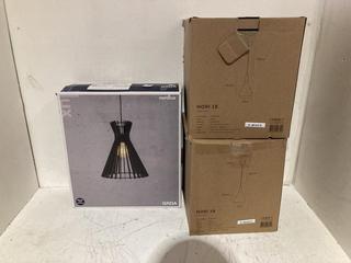 Lot 1143  
            Birmingham SR108 - Parcel Delivery Only 

                
3 X JOHN LEWIS & PARTNERS ITEMS TO INCLUDE NORD GROA LAMPSHADE (440010)