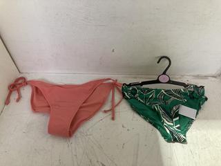 Lot 1151  
            Birmingham SR108 - Parcel Delivery Only 

                
BOX JOHN LEWIS & PARTNERS LADIES CLOTHING TO INCLUDE UNDERWEAR IN VARIOUS STYLES ...