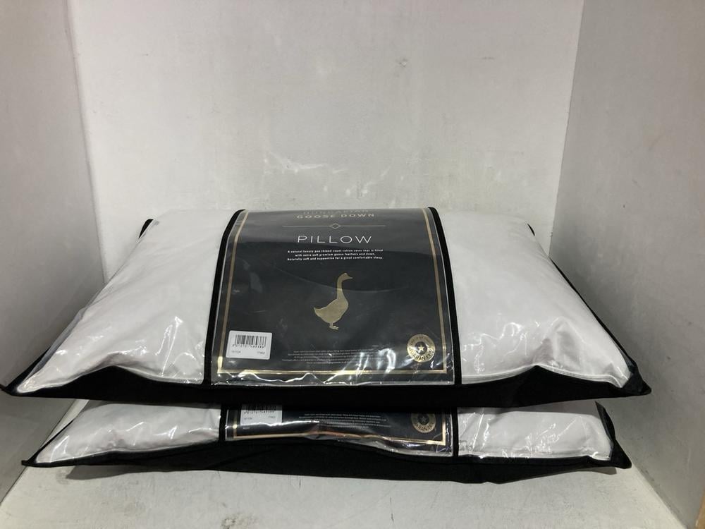 Lot 1186  
            Birmingham SR108 - Parcel Delivery Only 
                
2 X SILENTNIGHT HUNGARIAN GOOSE DOWN PILLOWS