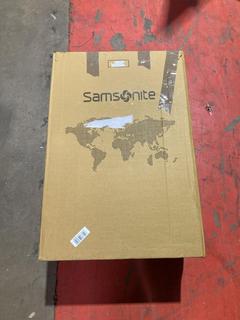 Lot 1214  
            Birmingham SR108 - Parcel Delivery Only 

                
SAMSONITE FLUX SPINNER LARGE SUITCASE ORIGINAL RRP £239