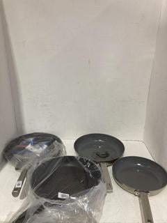 Lot 155  
            Birmingham SR108 - Parcel Delivery Only 
                
4 X ITEMS TO INCLUDE JOHN LEWIS & PARTNERS NON STICK FRYING PAN