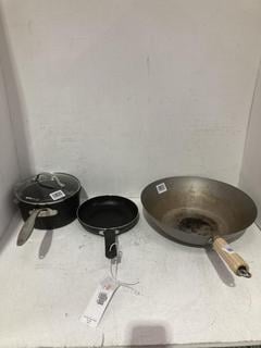 Lot 156  
            Birmingham SR108 - Parcel Delivery Only 
                
3 X ITEMS TO INCLUDE JOHN LEWIS & PARTNERS EAZIGLIDE NEVERSTICK2 PAN & LID