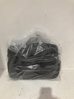 Lot 159  
            Birmingham SR108 - Parcel Delivery Only 
                
JOHN LEWIS & PARTNERS STACKERS LAPTOP BAG IN BLACK