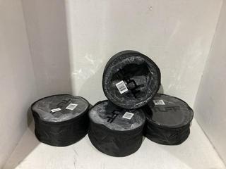 Lot 231  
            Birmingham SR108 - Parcel Delivery Only 
                
4 X TUFF DEADLIFTING BELTS BLACK SIZE S