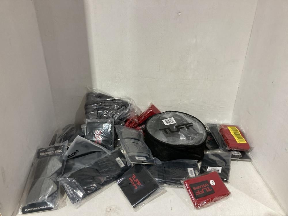 Lot 243  
            Birmingham SR108 - Parcel Delivery Only 
                
BOX OF TUFFWRAPS GYM STRAPS & GEAR TO INCLUDE TUFF WRAPS GRIP BANDS SIZE XL