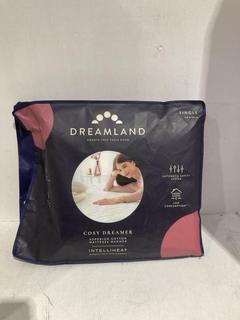 Lot 279  
            Birmingham SR108 - Parcel Delivery Only 

                
DREAMLAND SUPERIOR COTTON MATTRESS WARMER