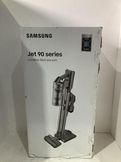 Lot 311  
            Birmingham SR108 - Parcel Delivery Only 

                
SAMSUNG JET 90 SERIES CORDLESS STICK VACUUM CLEANER (JL: 440007) ORIGINAL RRP Â£499