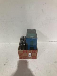 Lot 335  
            Birmingham SR108 - Parcel Delivery Only 

                
BOX OF ITEMS TO INCLUDE POKEMON KARMESIN & PURPUR MASKARADE IM ZWIELICHT TOP-TRAI...