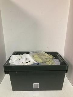 Lot 341  
            Birmingham SR108 - Parcel Delivery Only 
                
BOX OF CHILDREN'S CLOTHING IN VARIOUS STYLES & SIZES