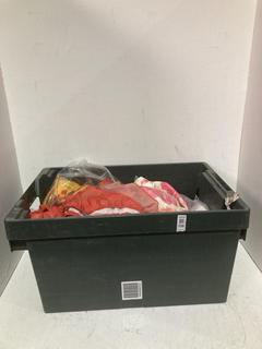 Lot 345  
            Birmingham SR108 - Parcel Delivery Only 

                
BOX OF LADIES CLOTHING IN VARIOUS STYLES & SIZES