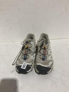 Lot 356  
            Birmingham SR108 - Parcel Delivery Only 
                
SALOMON S-LAB XT6 SOFTGROUND TRAINERS SIZE UK 6