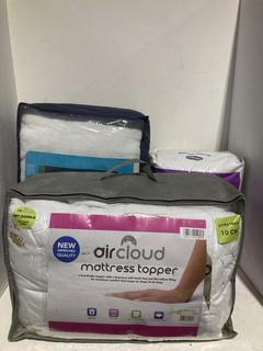 Lot 363  
            Birmingham SR108 - Parcel Delivery Only 
                
3 X ITEMS TO INCLUDE SILENTNIGHT DEEP SLEEP MATTRESS TOPPER