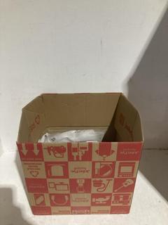 Lot 369  
            Birmingham SR108 - Parcel Delivery Only 
                
BOX OF KIDS SHOES IN VARIOUS STYLES & SIZES