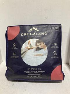 Lot 410  
            Birmingham SR108 - Parcel Delivery Only 
                
DREAMLAND DOUBLE DUAL ORGANIC COTTON WARMING MATTRESS PROTECTOR