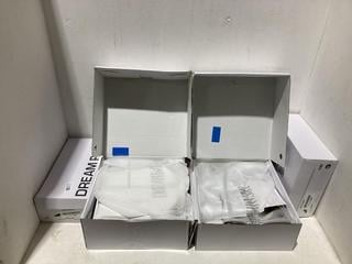 Lot 451  
            Birmingham SR108 - Parcel Delivery Only 

                
3 X WOMENS SHOES IN VARIOUS STYLES & SIZES