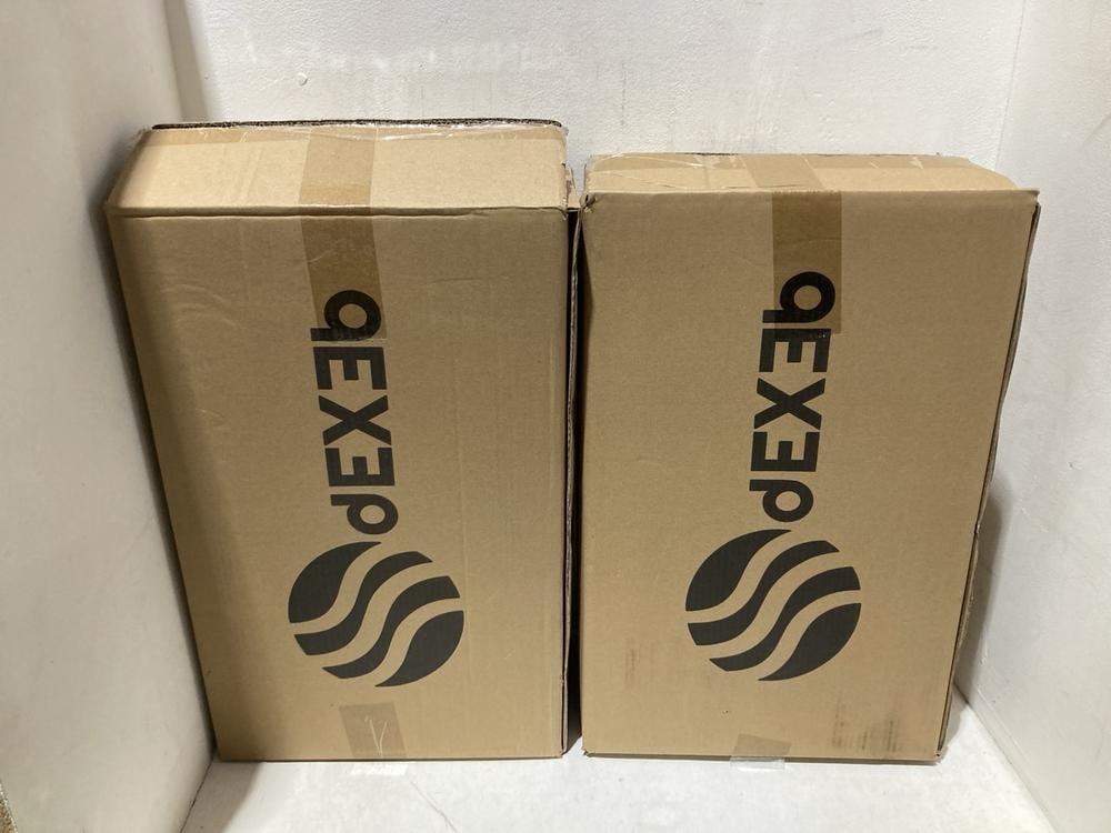 Lot 453  
            Birmingham SR108 - Parcel Delivery Only 
                
2 X BLACK HARD SHELL MINI SUITCASES