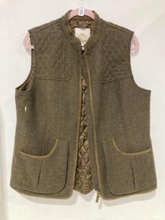 Lot 508  
            Birmingham SR108 - Parcel Delivery Only 

                
JOULES CAWTHORN BROWN TWEED GILET SIZE UK 18 ORIGINAL RRP £109