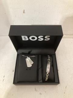 Lot 50  
            Birmingham SR108 - Parcel Delivery Only 
                
JOHN LEWIS & PARTNERS & PARTNERS HUGO BOSS MENS DEVON DOG TAG PENDANT NECKLACE & ...