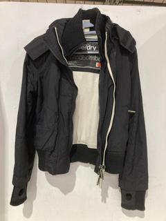 Lot 517  
            Birmingham SR108 - Parcel Delivery Only 

                
SUPERDRY WINDBOMBER JACKET ORIGINAL RRP £100