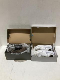 Lot 579  
            Birmingham SR108 - Parcel Delivery Only 

                
2 X CHILDRENS SHOES IN VARIOUS STYLES & SIZES