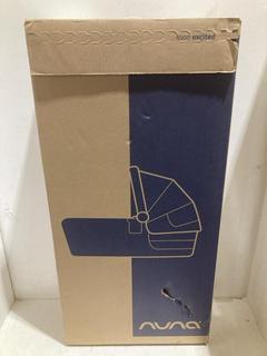 Lot 629  
            Birmingham SR108 - Parcel Delivery Only 

                
NUNA LYTL TRIV NEXT CAVIAR BUNDLE PIPA URBN