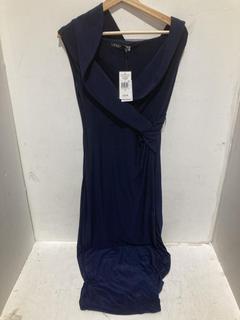 Lot 687  
            Birmingham SR108 - Parcel Delivery Only 
                
JOHN LEWIS & PARTNERS RALPH LAUREN LEONIDAS GROWN NAVY DRESS SIZE UK 10 ORIGINAL ...